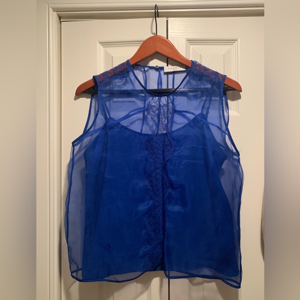sandro
PARIS top